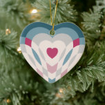 De Cerâmica Ornamento por pulsação<br><div class="desc">O pulsar é um design geométrico cativante que irradia o amor e o calor. Apresentando um arranjo harmonioso em tons de rosa e lacre pastel macio, e um coração vermelho vívido central simbolizando paixão e conexão. A simpatia design evoca o equilíbrio e a unidade, enquanto a sua estética divertida e...</div>