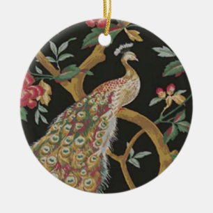 De Cerâmica Pavão elegante no ornamento preto