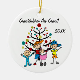 De Cerâmica Quatro crianças personalizaram o ornamento do