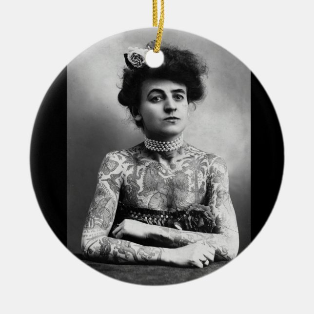 De Cerâmica Senhora Tattooed gótico e ornamento tribal do (Frente)