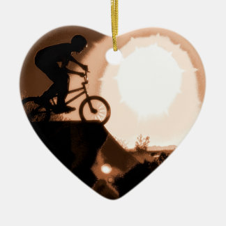 De Cerâmica WillieBMX o ornamento morno do coração da terra