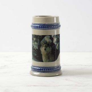 De Cerveja Lobo que sai da caneca das madeiras