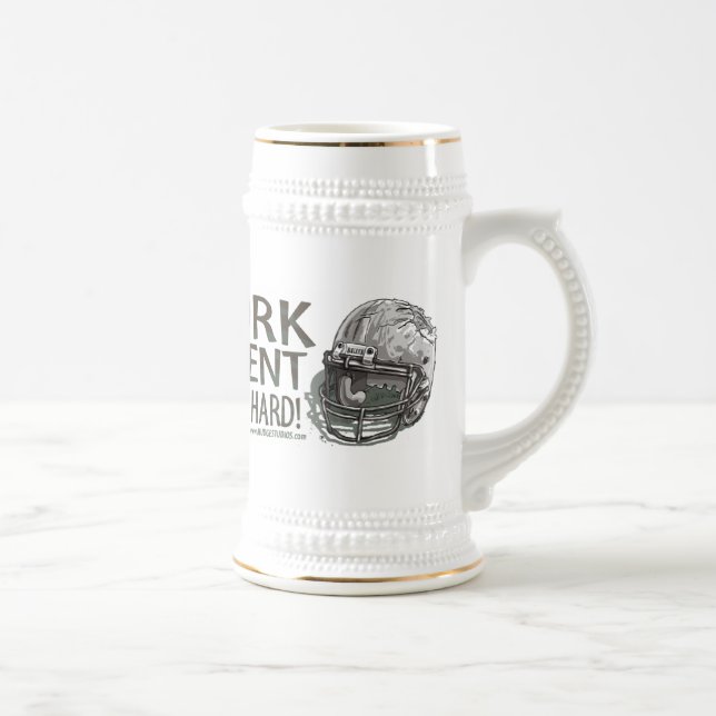 De Cerveja O trabalho duro esmaga a caneca do talento (Direita)