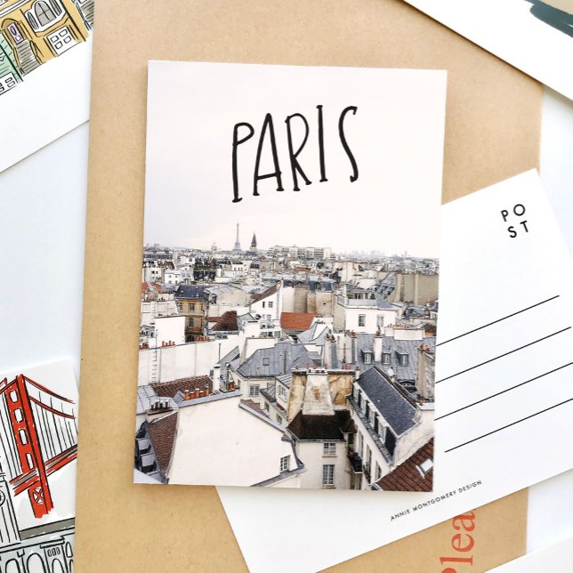 De Convite Torre Eiffel Paris Cartão Postal Letra à Mão (Lettering and photography Paris travel postcard.)