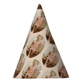 De Festa Menina loura pequena do vintage no chapéu