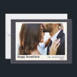 De Festividades Cartão com fotos Azul Escuro Padrão Moderno do Han<br><div class="desc">Deseje aos amigos e à família um Hanukkah feliz com este cartão elegante com um simples padrão de linha de estrelas judaicas em azul escuro e cinzas,  personalizado com sua foto,  saudação e nome.</div>