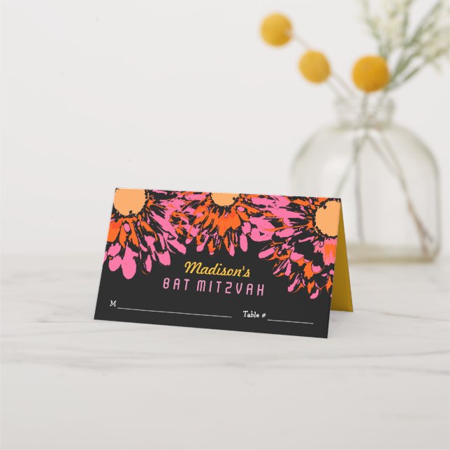 De Mesa TÃO BONITO PRIMAVERA Bat Mitzvah Sentando Cartão (Frente)