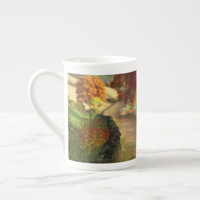 De Porcelana Caneca Especial Outono no Vale (Esquerda)