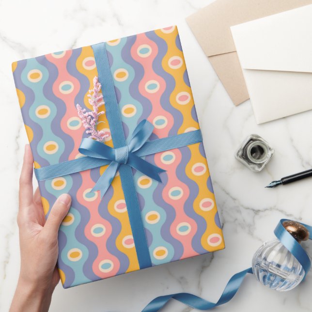 De Presente Esfregando papel para o Natal no estilo retrô. (Presentear)