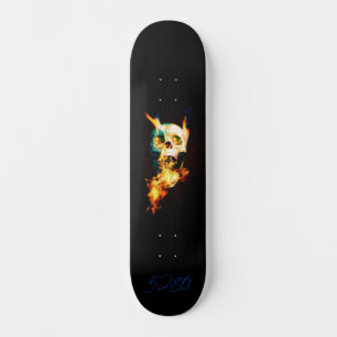 Deck de Skate com Caveira em Chamas