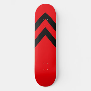 Deck de Skate com Chevron Vermelho e Preto