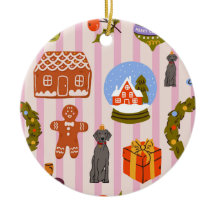 Decoração de Weim com enfeites de Natal em rosa 
