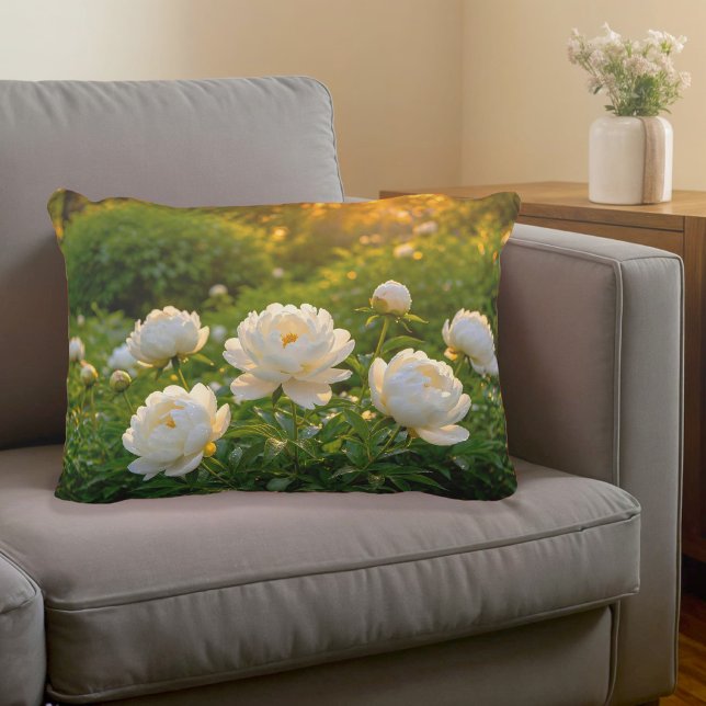 Decorativa Almofada de Acento Peônias Brancas (Accent pillow with white peonies)
