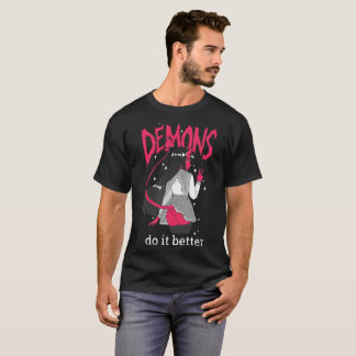 demónios melhora a camisa escura de T