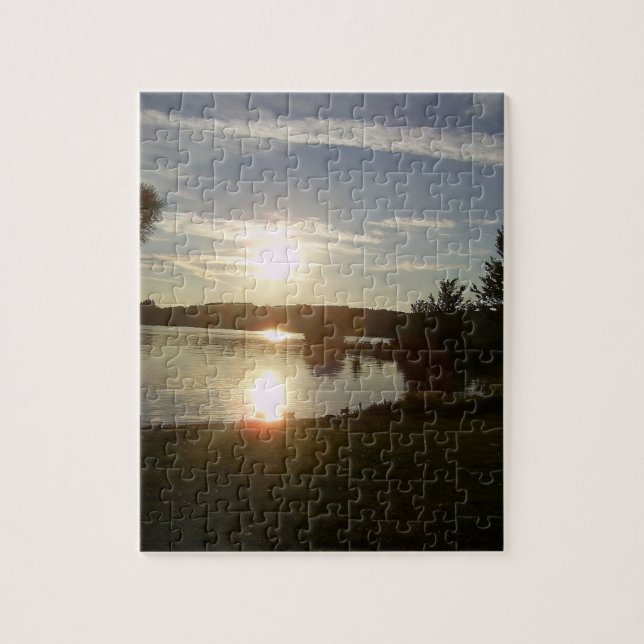 Desafiando o Lago Sunset e o Quebra-cabeça do Céu (Vertical)