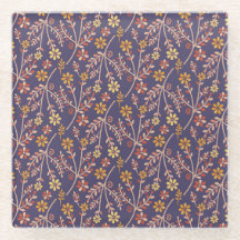 Desenho Floral Caprichoso com Vinhas em Fundo Roxo