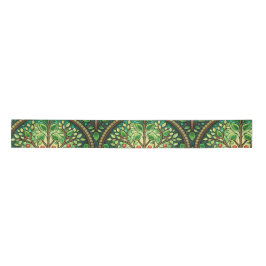 Desenho ornamentado com simetria verde e dourada
