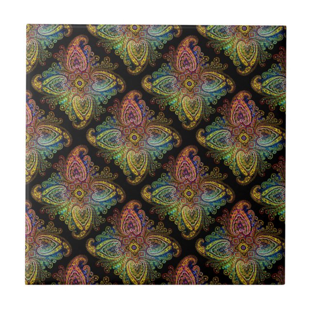 Desenho Paisley Multicolorido em Preto (Frente)