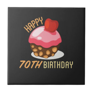 Design de aniversário de 70 bonitinho com bolo de