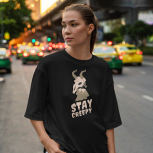 Design de Camisa de Rosto de Bruxa em Descanso Hal