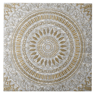 Design de mandala tribal desenhada à mão Elegant