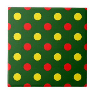 Design de Pontos Polka Amarelos Vermelhos Verdes