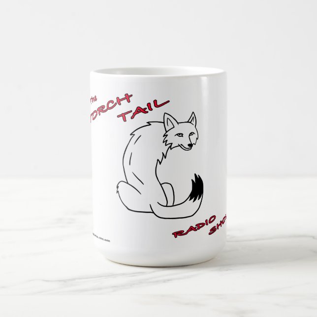 Design de Rádio Torch Tail em uma Xícara de Café (Centro)