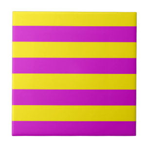 Design de tiras roxas e amarelas