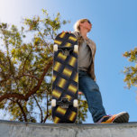 Design de trava do Ouro preto e Dourado para skate<br><div class="desc">Placas de skate Douradas e pretas da trava do ouro - Design MIGNED</div>