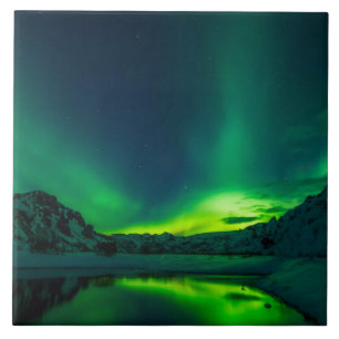 Deslumbrante Aurora Verde