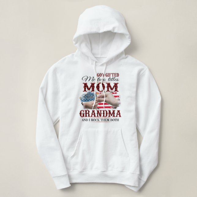 Deus me deu dois títulos, mãe e camisa (Frente do Design)
