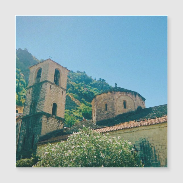 Dia de Verão em Kotor - Montenegro (Frente)