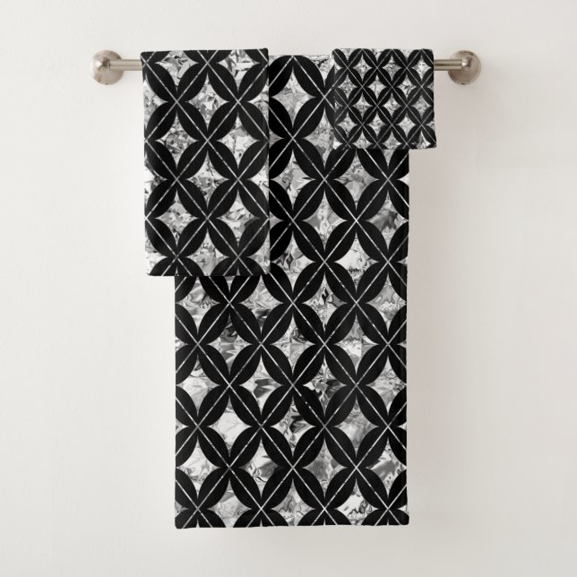 Diamantes de Prata no Conjunto de Toalhas Pretas (Insitu)