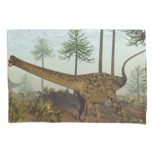Dinossauros do Diplodocus entre as árvores da