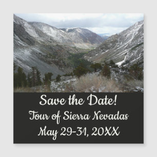 Dirigindo pelas montanhas Snowy Sierra Nevada