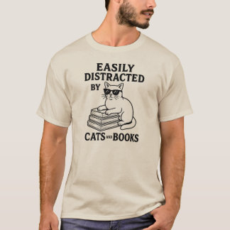 Distraído facilmente por camisetas de gatos e livr