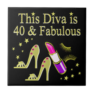 DIVA É 40 E FABULOSO DESIGN DE AÇO DOURADO