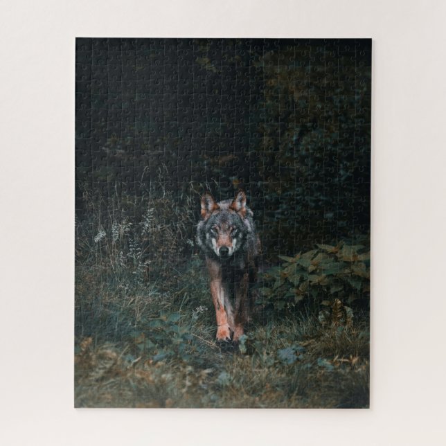 Diversão e mergulho na Quebra-cabeça do Lobo (Vertical)