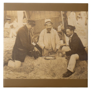 Divertimento de 1914 na praia na Alemanha RPPC