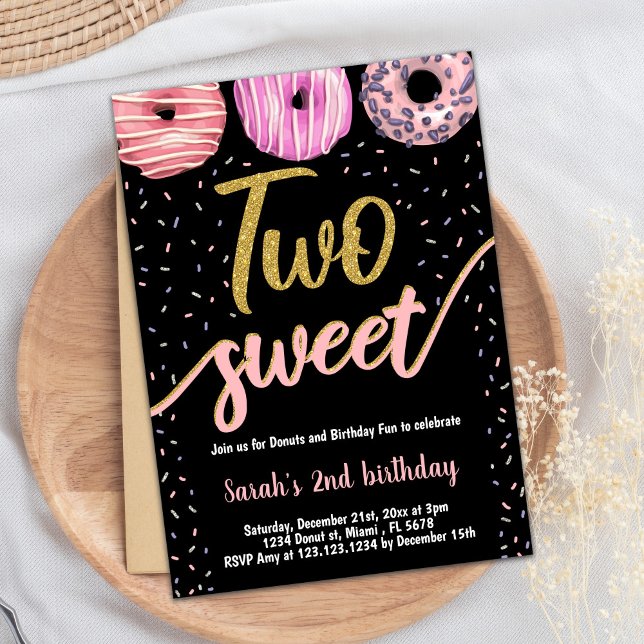 Dois Convites de Aniversário de Donut Preto Dourad (Two Sweet Gold Black Donut Birthday Invitations)