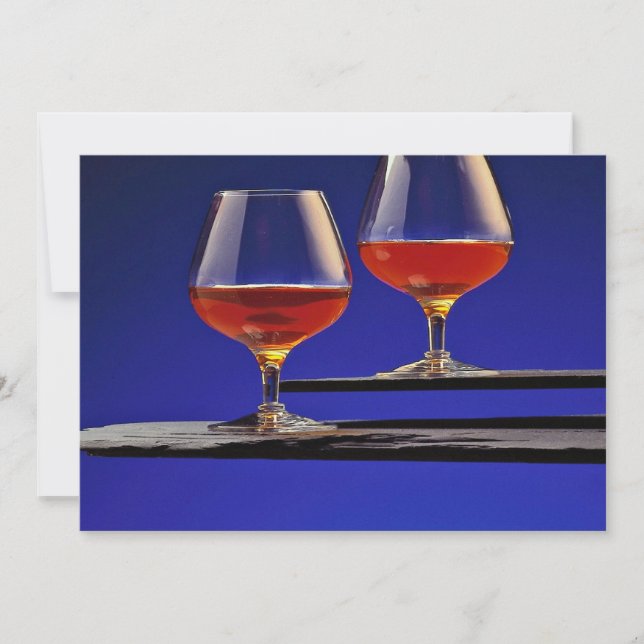 Dois copos cheios de Brandy (Frente)