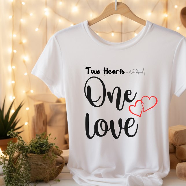 Dois Corações Um Camiseta De Amor, Casais Camiseta (Criador carregado)