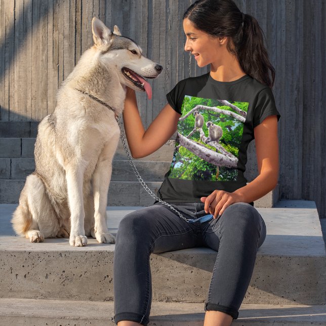 Dois Macacos Verdes Sentados Em Camiseta Impressão (Criador carregado)