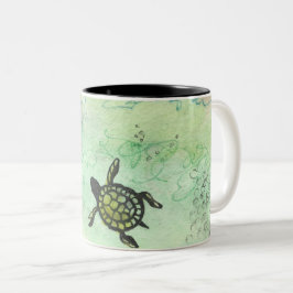 Dois Tons Tartaruga Odyssey em uma Caneca de Café
