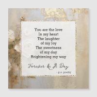 Douradas rosas brancas românticas para o poema de 