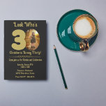 Dourado a preto com convite para aniversário de 30<br><div class="desc">Personalize este Dourado em preto com o convite para aniversário de 30 anos de fotos com a fotografia da Honorária e todas as informações para uma celebração de excelente. Lembre-se! Você pode baixar este design!</div>