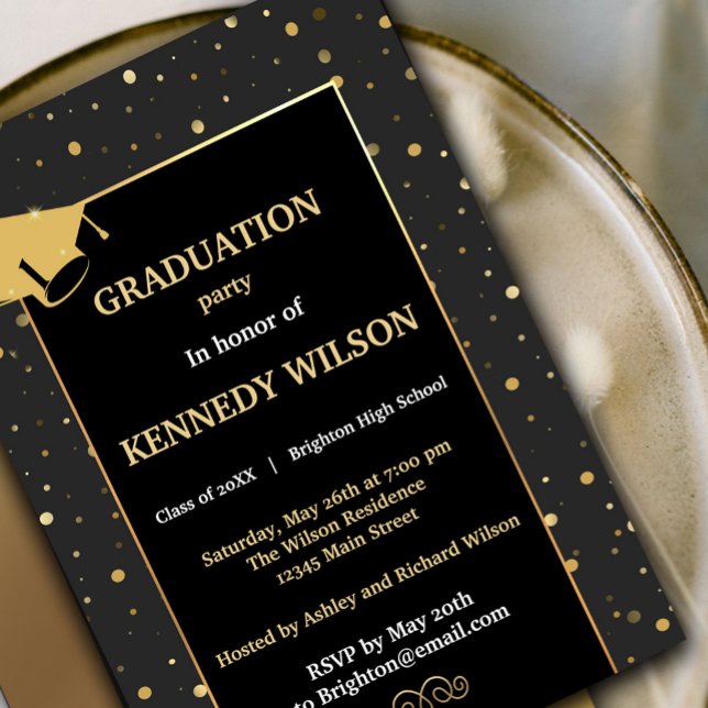 Dourado Moderno Sparkles Formando Convite Preto (Celebrate your graduation in style with this Gold Sparkles Graduation Party Invitation. #sparkles)