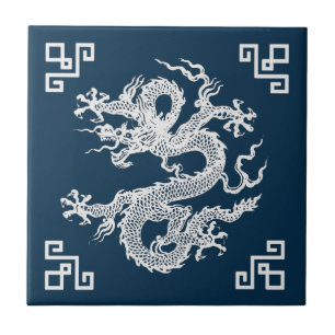 Dragão Chinês Vintage em Branco