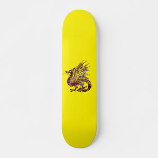 Dragão no skate roxo e Dourado