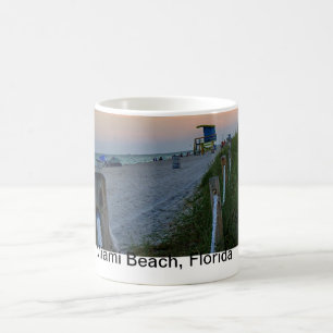 Dunas de Miami Beach da caneca de café